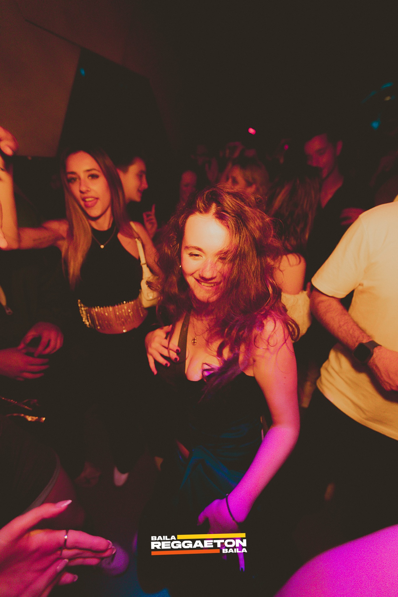 Baila4